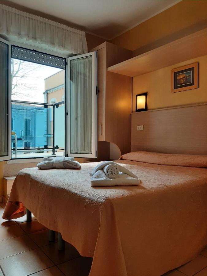 Hotel Originale By Alehotels リミニ エクステリア 写真