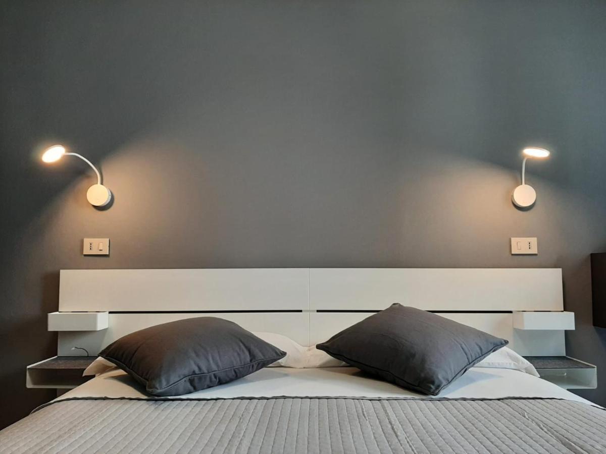 Hotel Originale By Alehotels リミニ エクステリア 写真